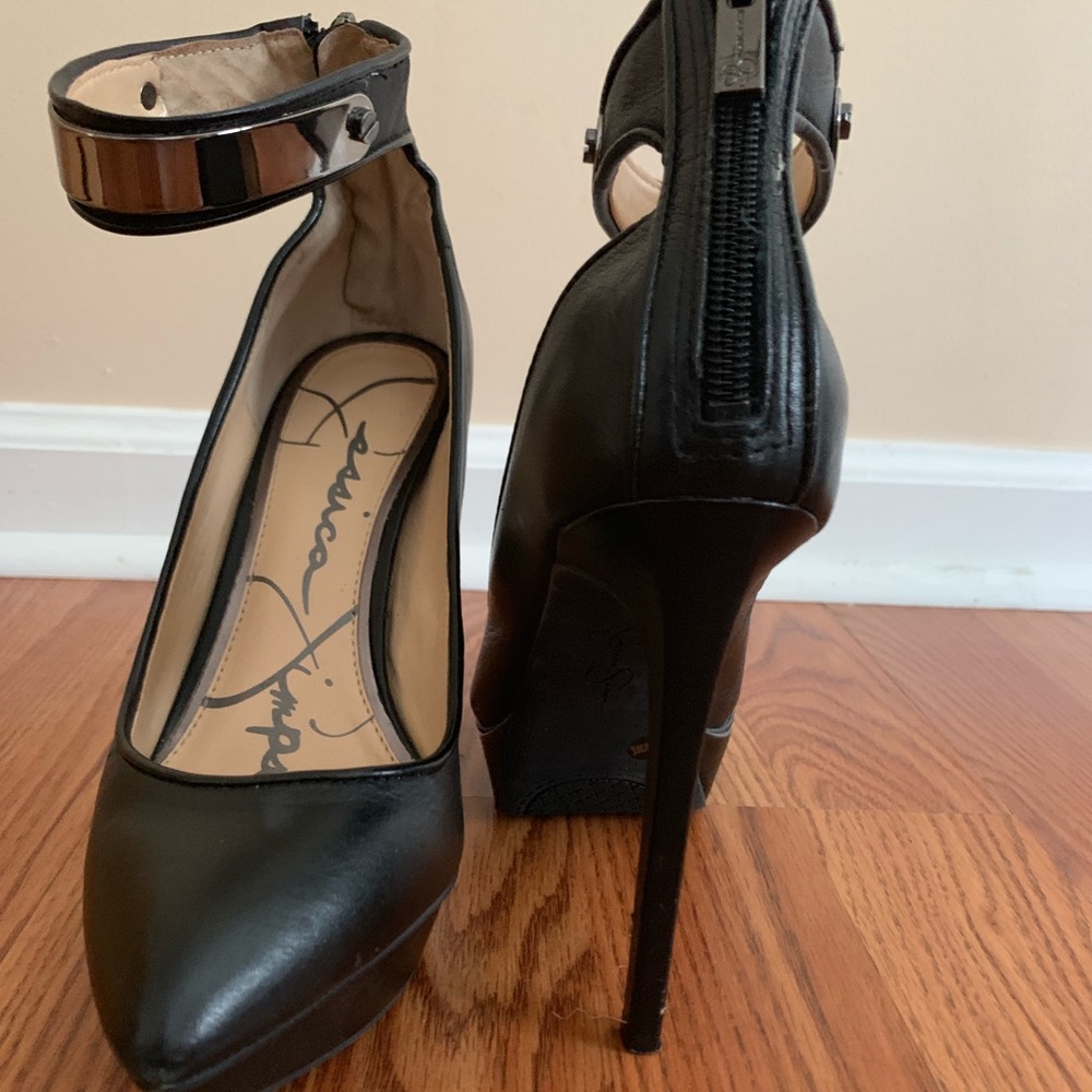 High heel shoes